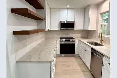 5002 Glencoe Circle, Austin, TX 78745 - Photo 11