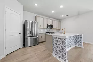 245 Leeland Dr, Liberty Hill, TX 78642 - Photo 9