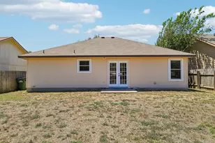 224 Copper Ln, Jarrell, TX 76537 - Photo 33