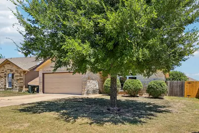 224 Copper Lane, Jarrell, TX 76537 - Photo 3