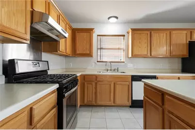 1626 Pflugerville Parkway W, Round Rock, TX 78664 - Photo 5