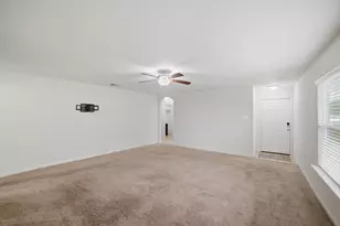 107 Millers Loop, Jarrell, TX 76537 - Photo 11