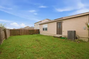 107 Millers Loop, Jarrell, TX 76537 - Photo 29