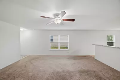 107 Millers Loop, Jarrell, TX 76537 - Photo 15