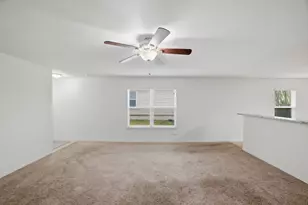 107 Millers Loop, Jarrell, TX 76537 - Photo 15