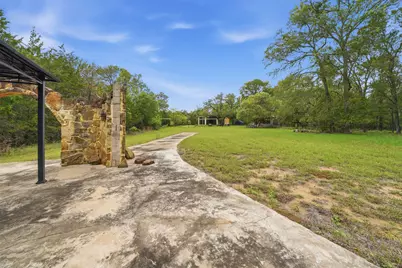 169 Ann Powell Road, Smithville, TX 78957 - Photo 37