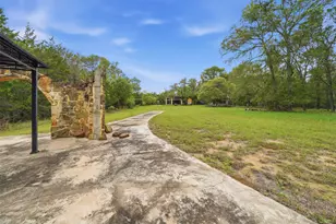 169 Ann Powell Rd, Smithville, TX 78957 - Photo 37