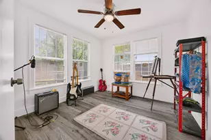 1403 Clifford Ave, Austin, TX 78702 - Photo 27