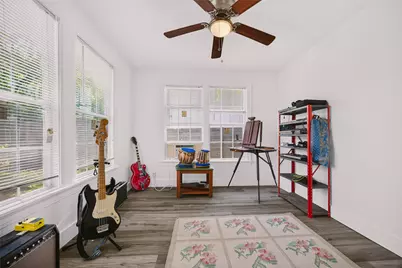 1403 Clifford Avenue, Austin, TX 78702 - Photo 33