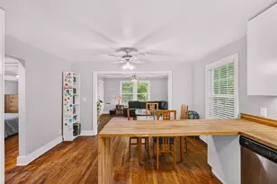 1403 Clifford Ave, Austin, TX 78702 - Photo 11