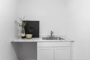 1403 Clifford Ave, Austin, TX 78702 - Photo 31