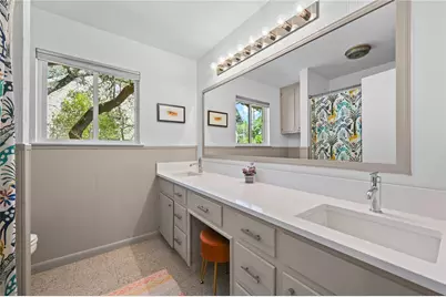 3907 Cresthill Drive, Austin, TX 78731 - Photo 15