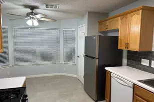 8104 Hawick Dr, Round Rock, TX 78681 - Photo 13