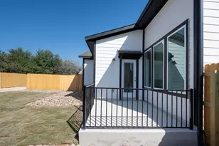 20105 Park Strip St, Lago Vista, TX 78645 - Photo 5