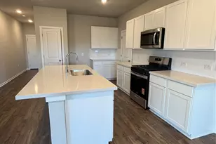 149 Ayres Horn, Cedar Creek, TX 78612 - Photo 5