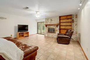 986 Shiloh Rd, Bastrop, TX 78602 - Photo 7