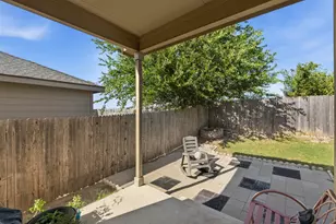 320 Druse Ln, Jarrell, TX 76537 - Photo 37