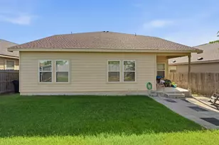 320 Druse Ln, Jarrell, TX 76537 - Photo 39