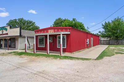 1916 W Cameron Avenue, Rockdale, TX 76567 - Photo 7