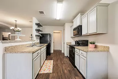 109 Proclamation Avenue, Liberty Hill, TX 78642 - Photo 17
