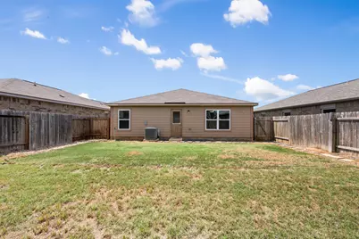 109 Proclamation Avenue, Liberty Hill, TX 78642 - Photo 25