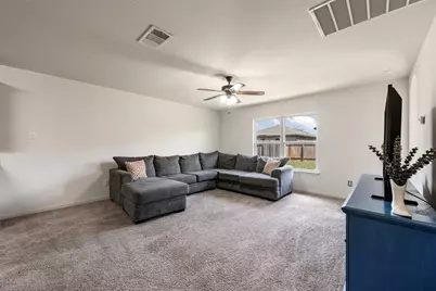 109 Proclamation Avenue, Liberty Hill, TX 78642 - Photo 3