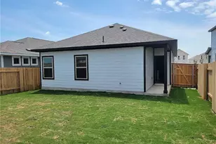 489 Unforgiven Ln, Jarrell, TX 76537 - Photo 9