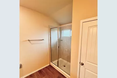 172 Onna Street, Taylor, TX 76574 - Photo 9