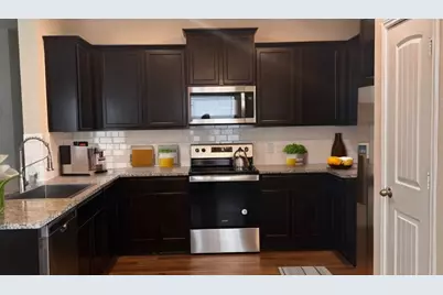 172 Onna Street, Taylor, TX 76574 - Photo 3