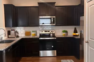 172 Onna St, Taylor, TX 76574 - Photo 3