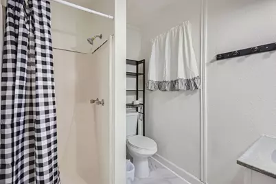 316 Plum Street, Lockhart, TX 78644 - Photo 9