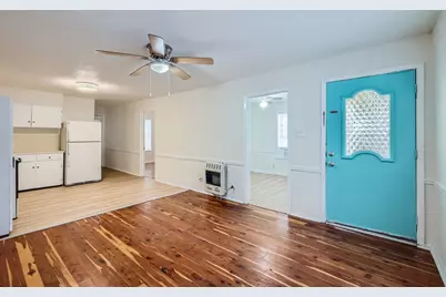 316 Plum Street, Lockhart, TX 78644 - Photo 5