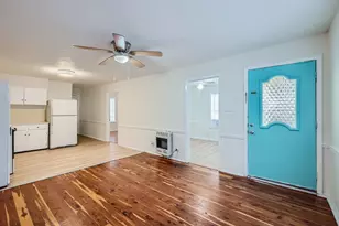 316 Plum St, Lockhart, TX 78644 - Photo 5