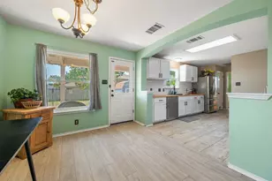 404 Country Estates Dr, Hutto, TX 78634 - Photo 15