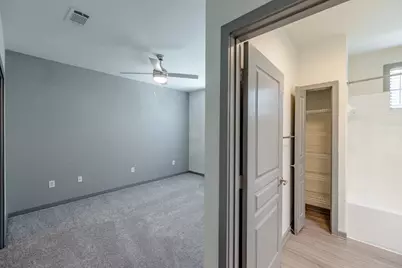 8515 S Interstate 35 Road #09200, Austin, TX 78744 - Photo 17