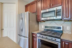 13925 Fallsprings Way, Manor, TX 78653 - Photo 19