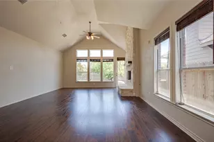 13925 Fallsprings Way, Manor, TX 78653 - Photo 9