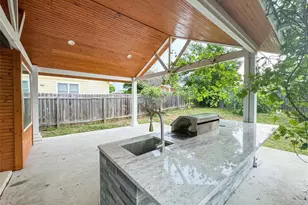 12315 Limerick Ave, Austin, TX 78758 - Photo 13
