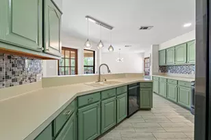111 Clydesdale Dr, San Marcos, TX 78666 - Photo 11