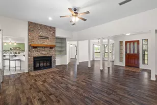 111 Clydesdale Dr, San Marcos, TX 78666 - Photo 9
