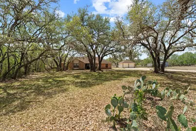 111 Clydesdale Drive, San Marcos, TX 78666 - Photo 5