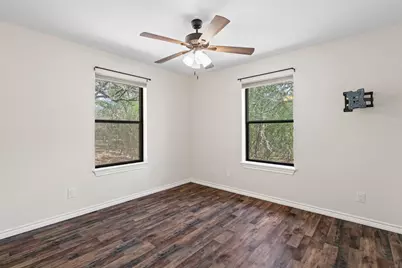 111 Clydesdale Drive, San Marcos, TX 78666 - Photo 25