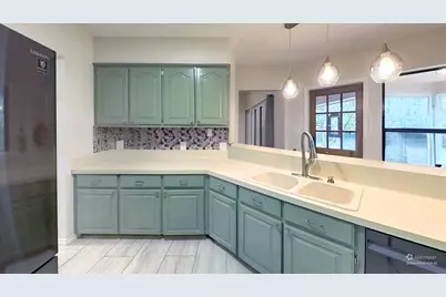 111 Clydesdale Drive, San Marcos, TX 78666 - Photo 5