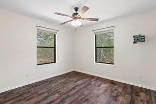 111 Clydesdale Dr, San Marcos, TX 78666 - Photo 21