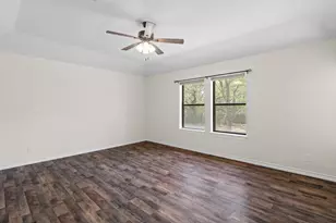 111 Clydesdale Dr, San Marcos, TX 78666 - Photo 15