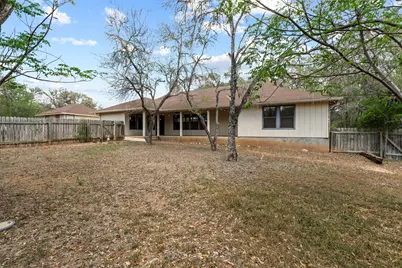 111 Clydesdale Drive, San Marcos, TX 78666 - Photo 27