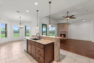 101 Eland Ave, Bastrop, TX 78602 - Photo 11