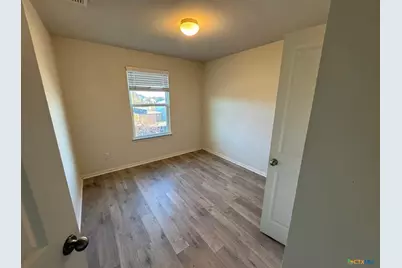 1126 Esplanade Parkway, San Marcos, TX 78666 - Photo 7