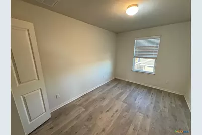 1126 Esplanade Parkway, San Marcos, TX 78666 - Photo 9