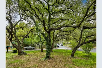 1402 Hillside Avenue, Austin, TX 78704 - Photo 5